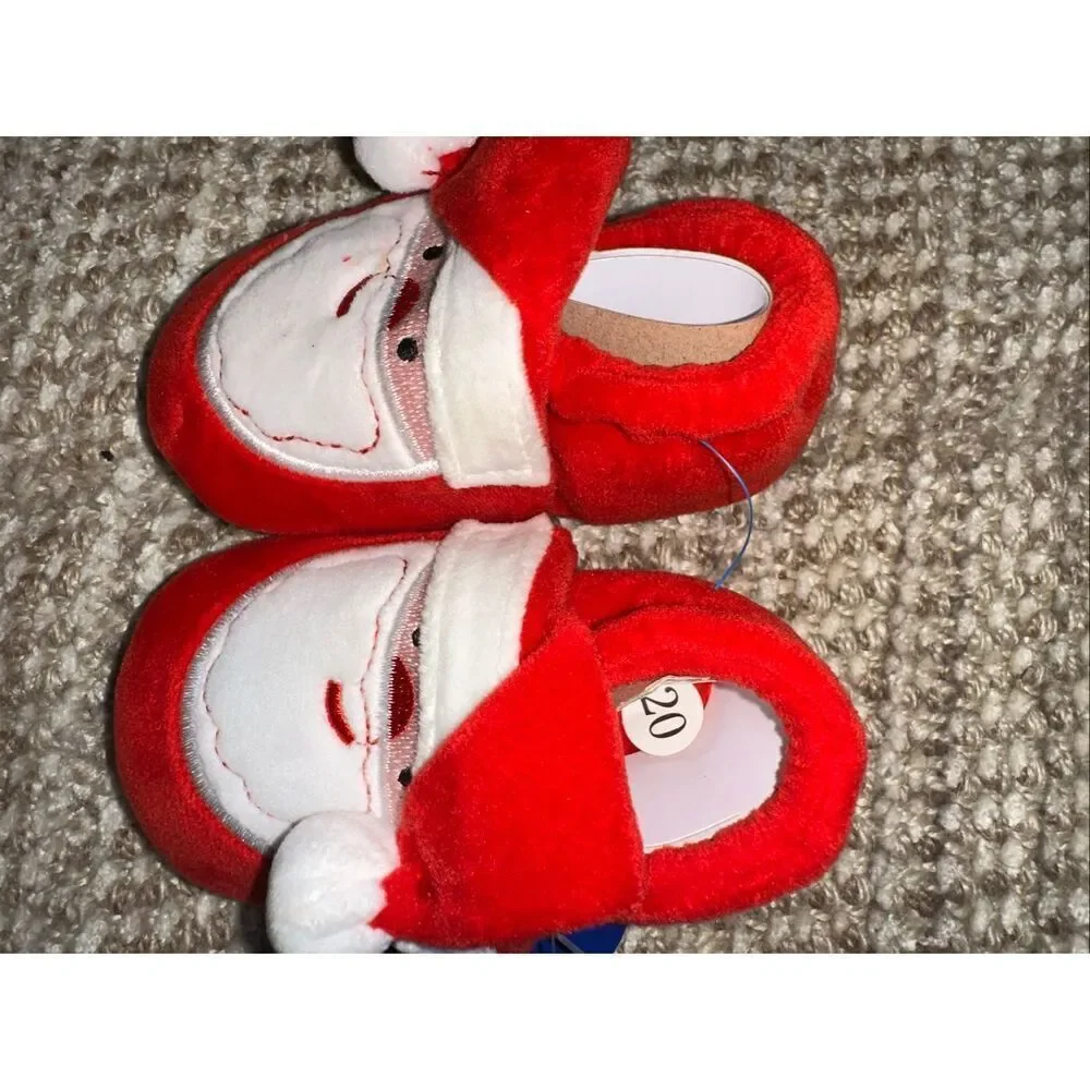 Infant Santa slippers size 3 New Christmas